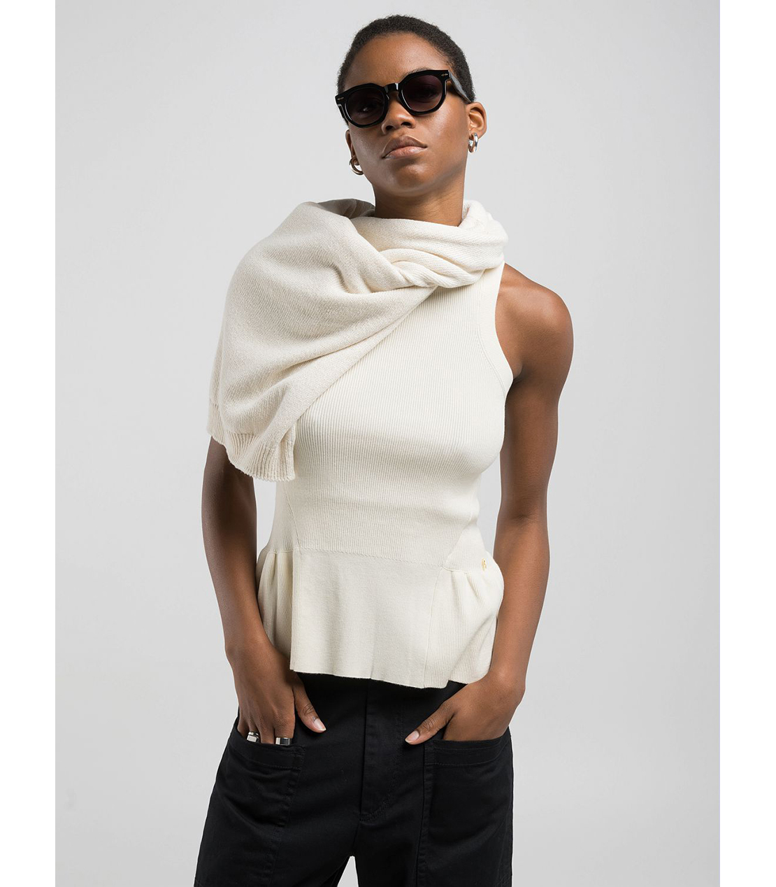 フリル入りディテールのニットトップス 詳細画像 バターホワイト 4